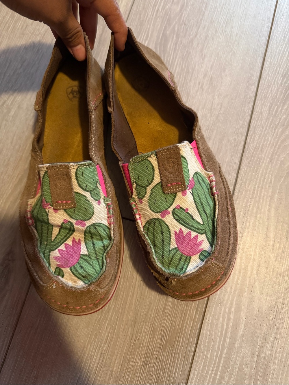 Women Ariat
